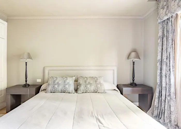 Casa De Lujo Junto Al Club Golf