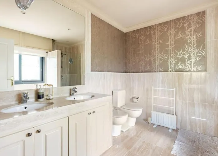 别墅 Casa De Lujo Junto Al Club Golf 塔科龙特