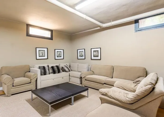 Casa De Lujo Junto Al Club Golf