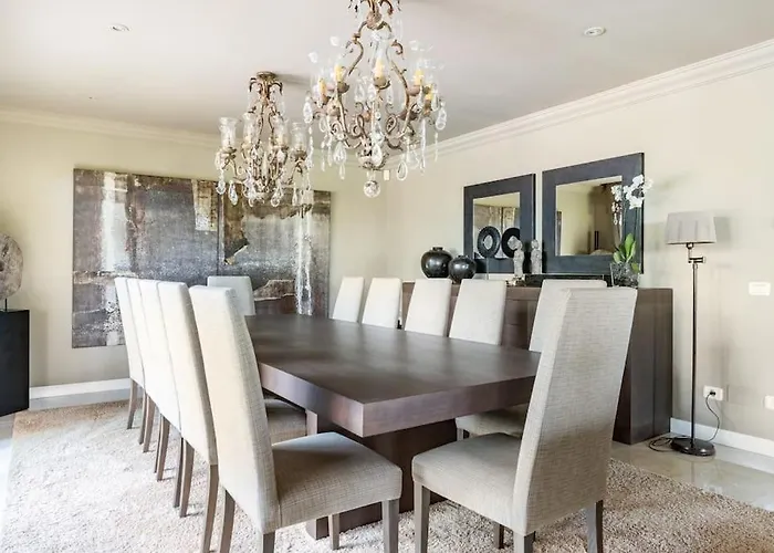 Casa De Lujo Junto Al Club Golf